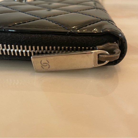 Chanel Quilted Patent Brilliant Zip Around Wallet Black - Picture 7 of 14